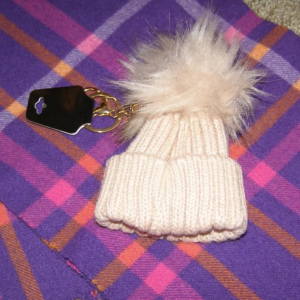 NEW Super Cute Bag charm Knit winter Hat Keychain